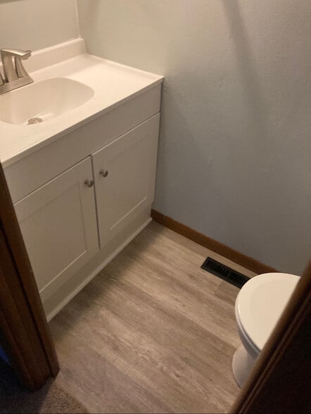 Half bath - 1227 Jefferson St