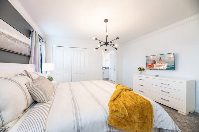 Building Photo - 1088 Leader St