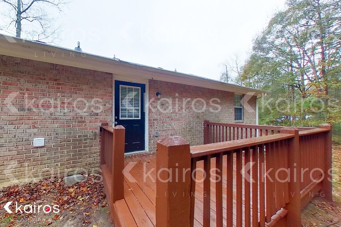 Building Photo - 400 Beaver Pointe Dr