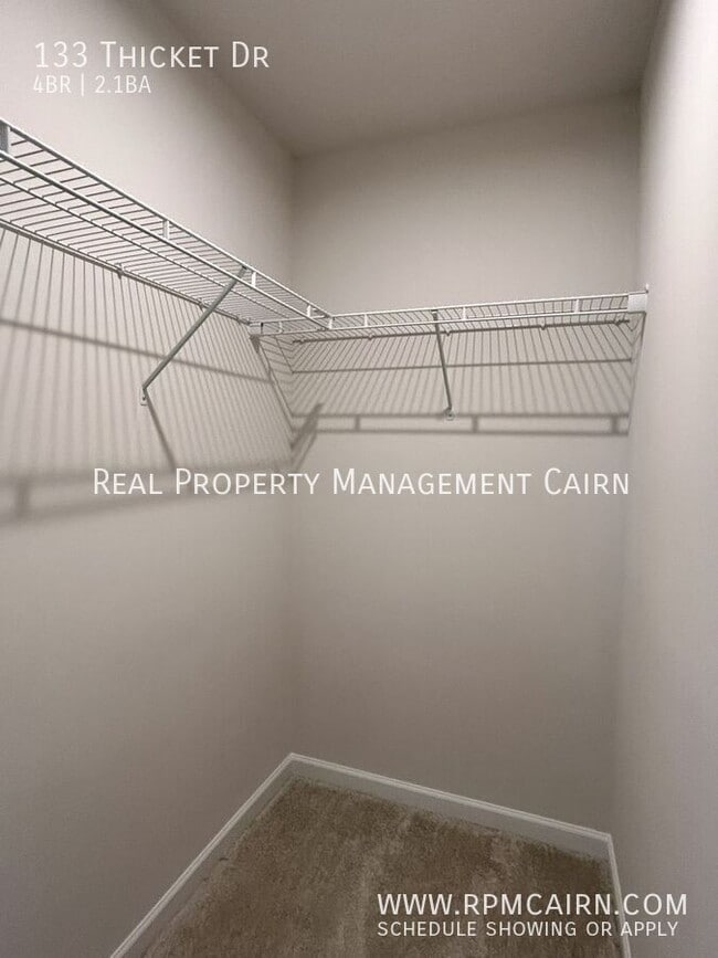 Building Photo - 133 Thicket Dr