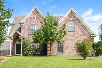 Building Photo - 10076 Sutton Ridge Ln