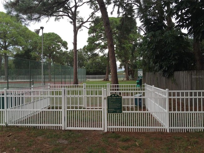 Building Photo - 2630 Coconut Bay Ln