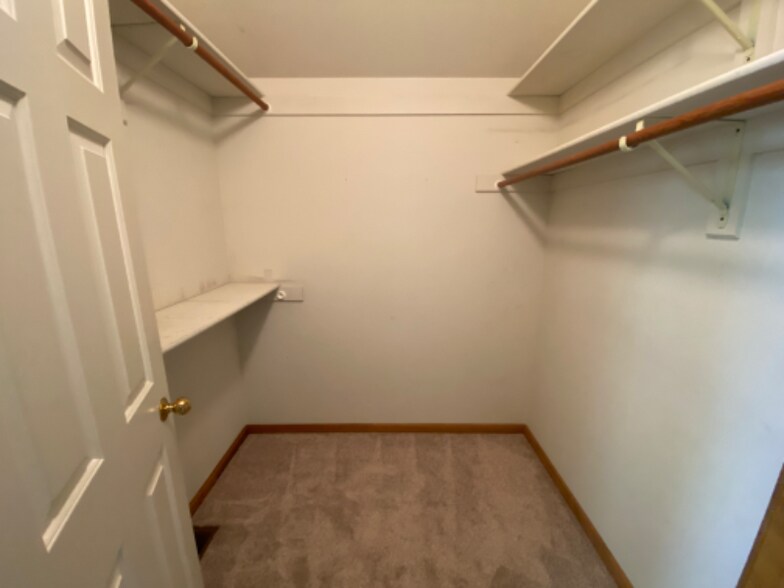 Building Photo - 2814 Brittany Dr