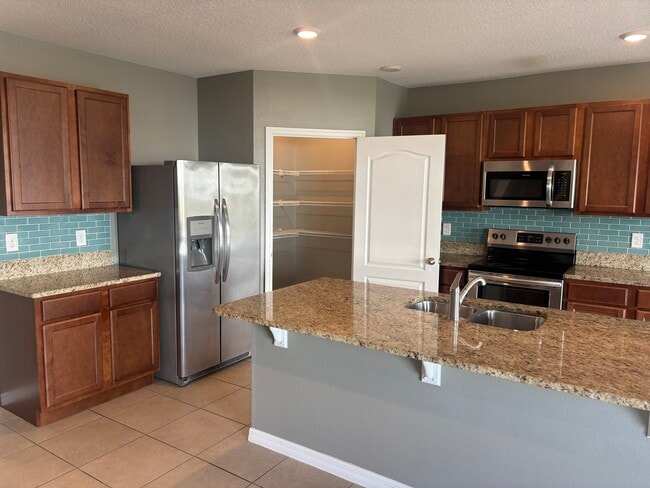 Building Photo - 152 Ludisia Loop