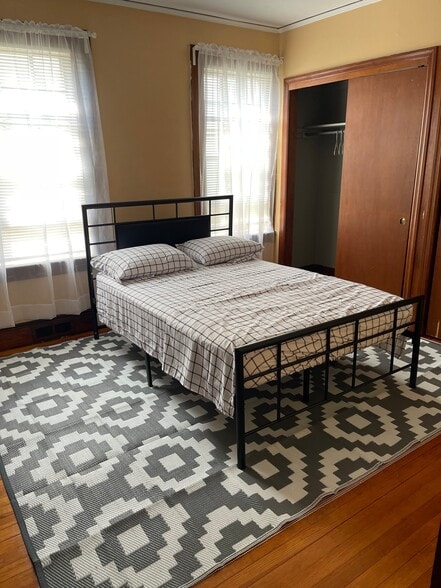 Building Photo - 23 Ochsner Pl