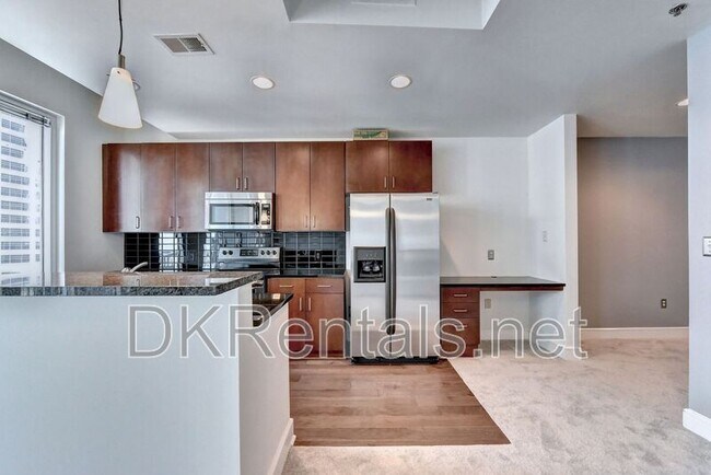 Building Photo - 44 Peachtree Pl NE