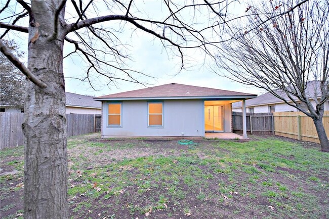 Building Photo - 1313 Mojave Bend