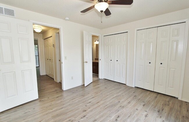 Building Photo - 3021 S Windstream Ln