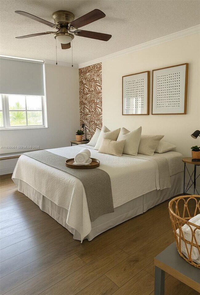 Building Photo - 19801 E Country Club Dr