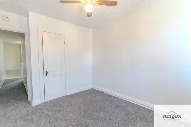 Building Photo - 2018 Griffis Ave