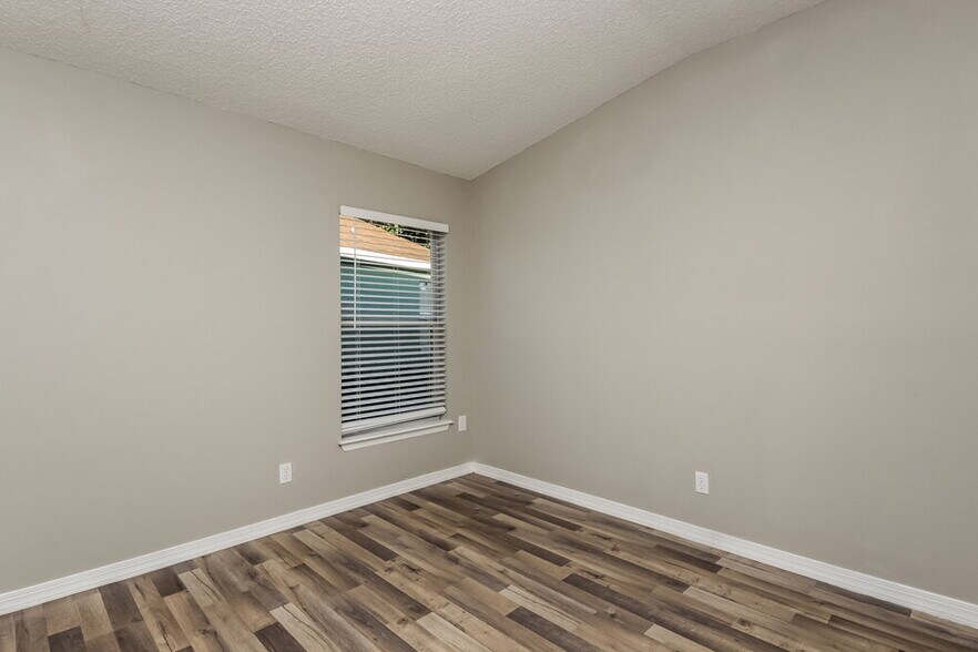 Building Photo - 11183 Galvin Dr