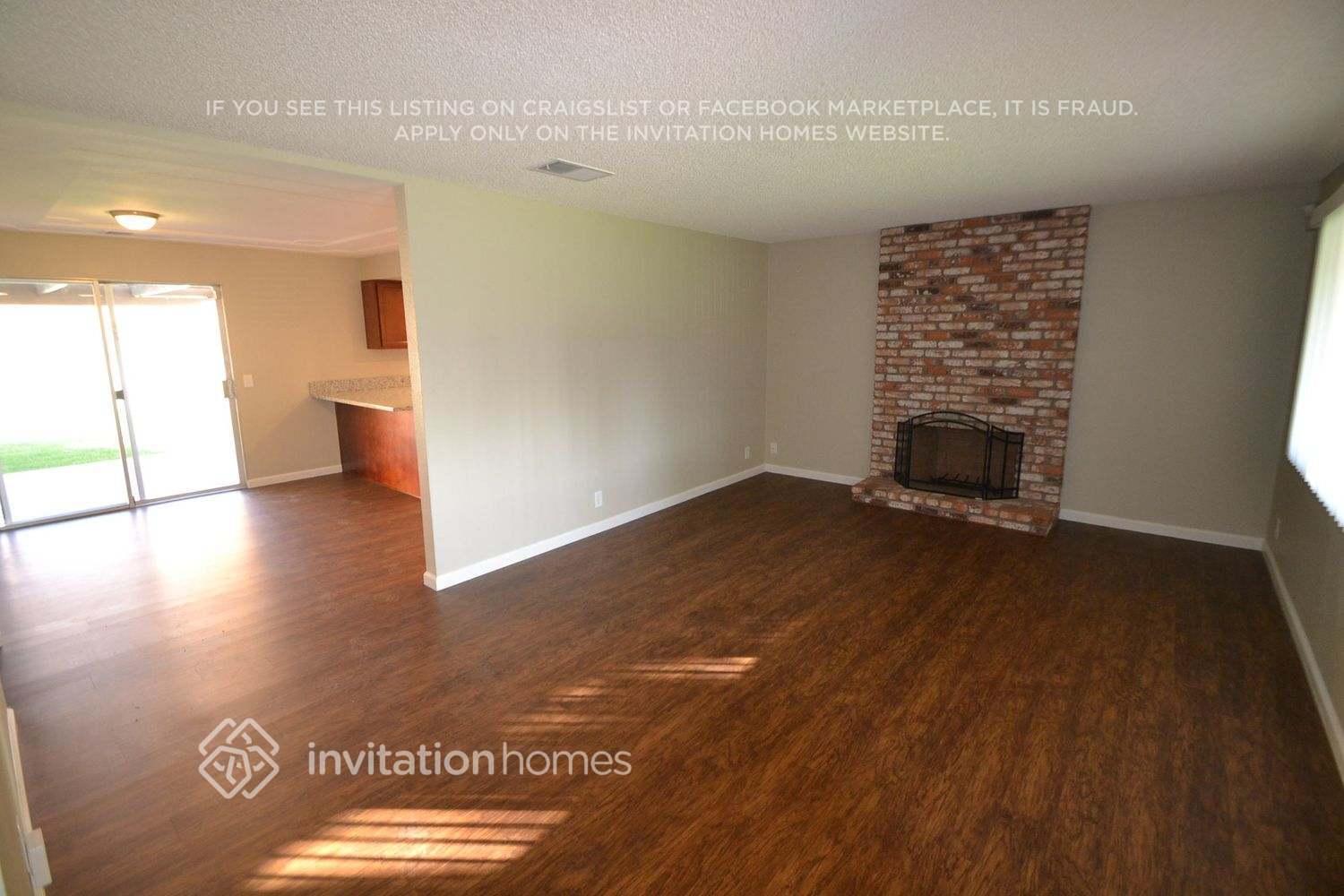 Building Photo - 563 Burlington Dr