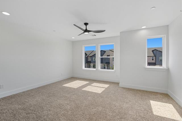 Building Photo - 8922 Lowell St