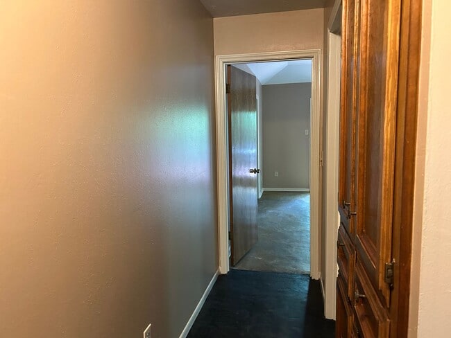 Building Photo - 2707 Teakwood Ct