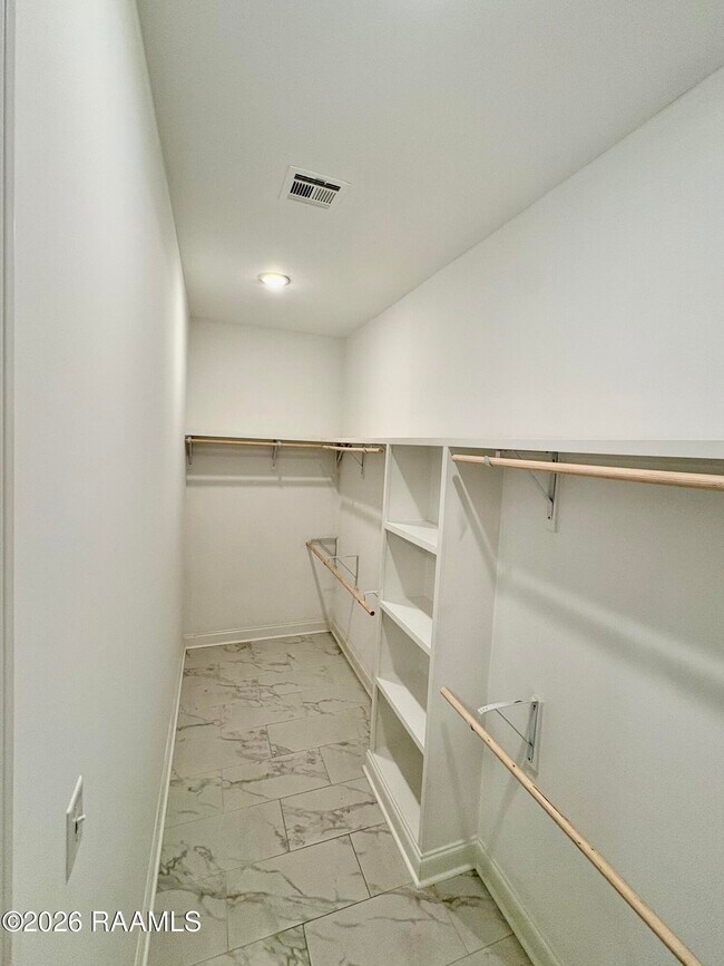 Building Photo - 118 Santa Marta Dr