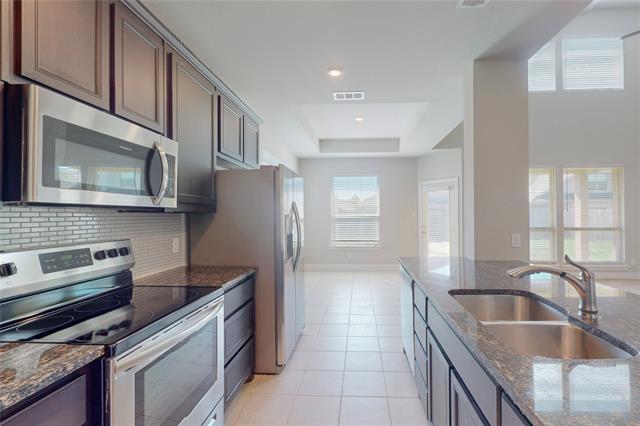 Building Photo - 3912 Trenton Pl