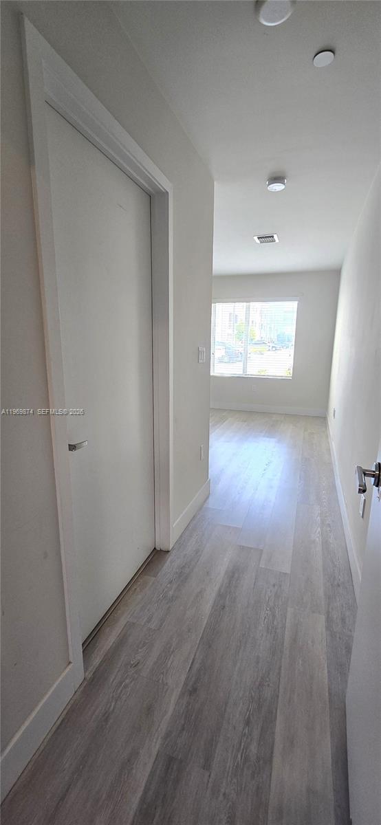 Building Photo - 2535 NE 193rd St