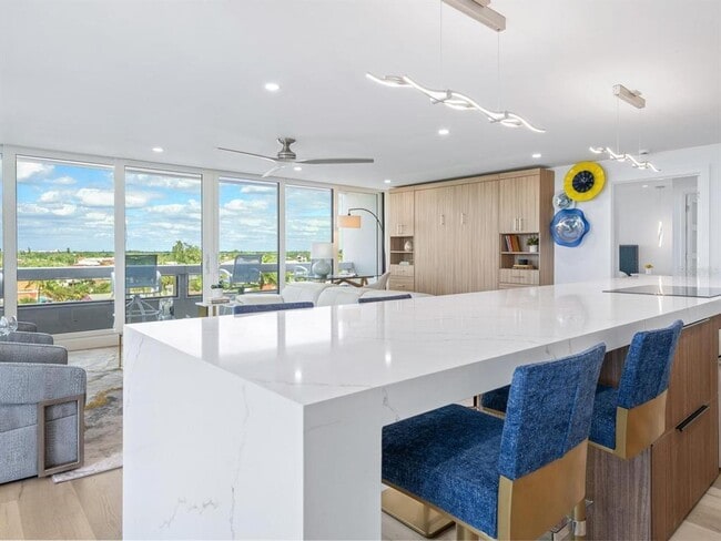 Building Photo - 5400 Ocean Blvd