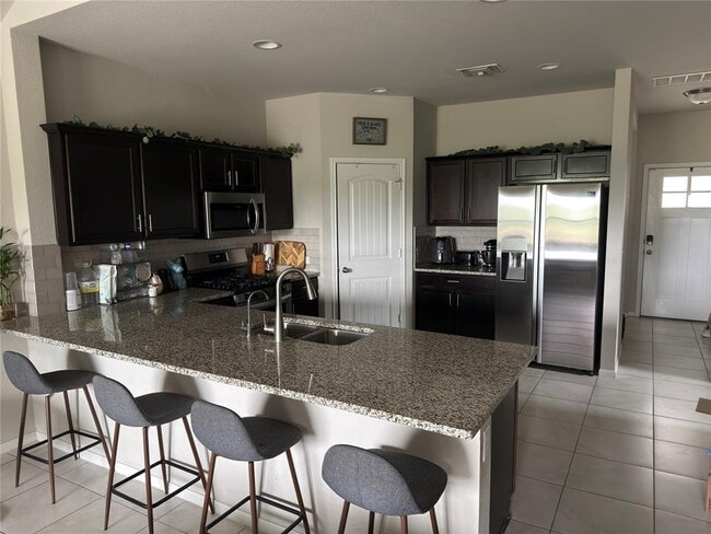Building Photo - 2315 Bettylou Ln