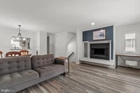 Building Photo - 3182 E Ocean View Ave