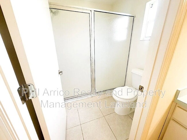 Building Photo - 5721 Manchester Dr W