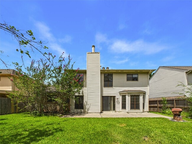 Building Photo - 814 Lochnell Dr