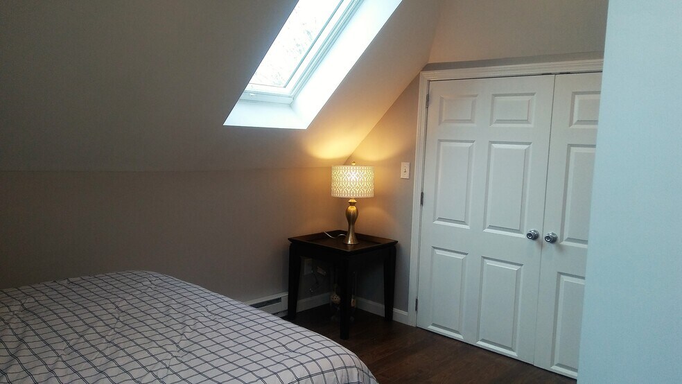 private suite - 6 Boston Ave