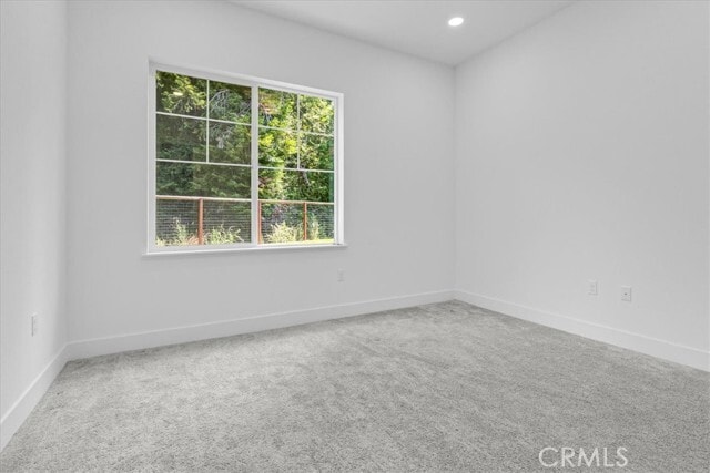 Building Photo - 211 Creekside Ct