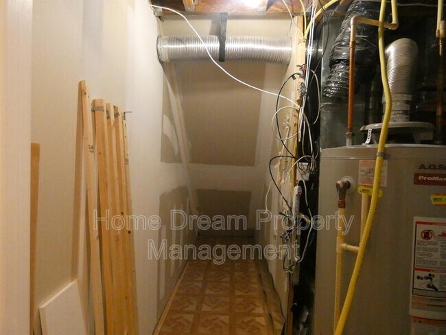 Building Photo - 88 Carriage Hill Dr