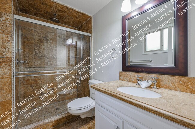 Building Photo - 8556 E Keim Dr