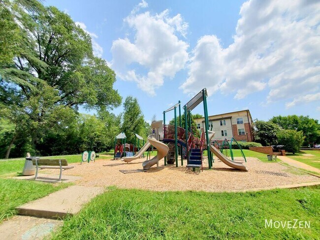 Building Photo - 827 Seigle Point Dr