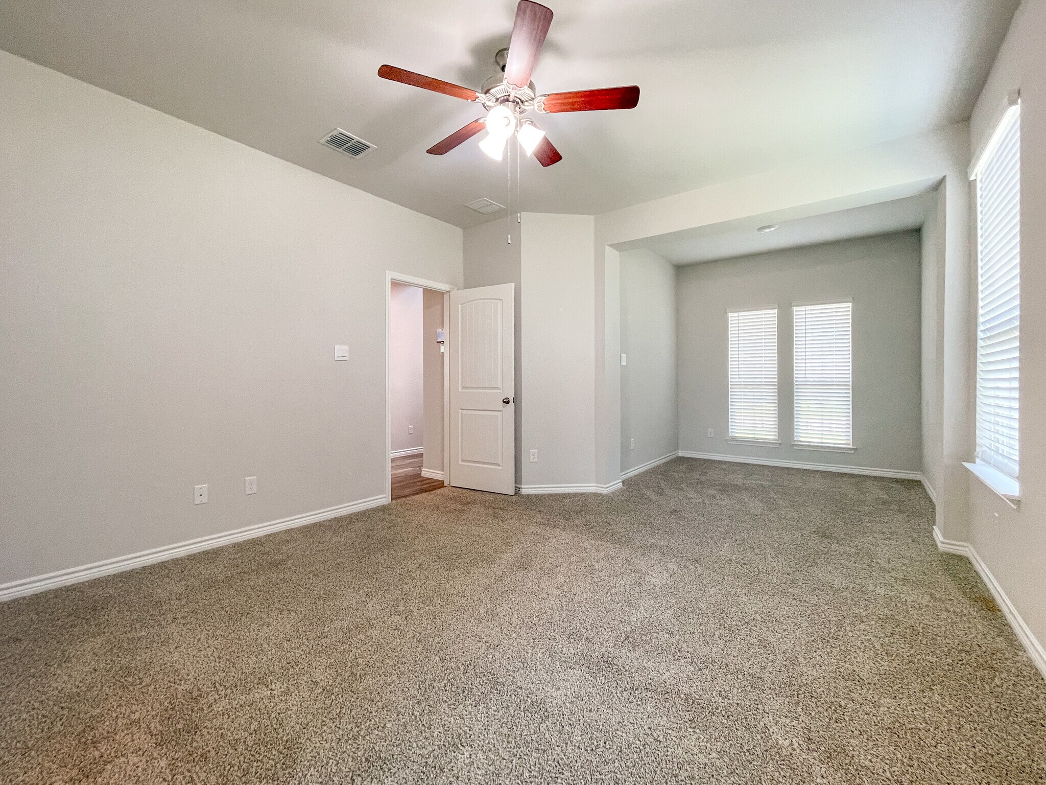 Building Photo - 5700 Foggy Lagoon Dr