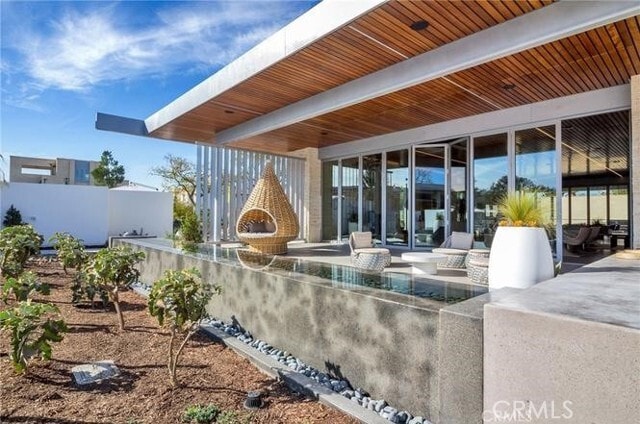 Building Photo - 175 Cadence