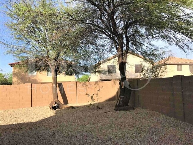 Building Photo - 31351 N Blackfoot Dr