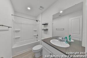 Building Photo - 871 Landon Rdg