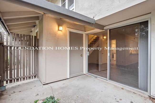 Building Photo - 67 Roundtree Blvd