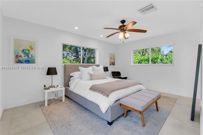 Building Photo - 7465 SW 135th St