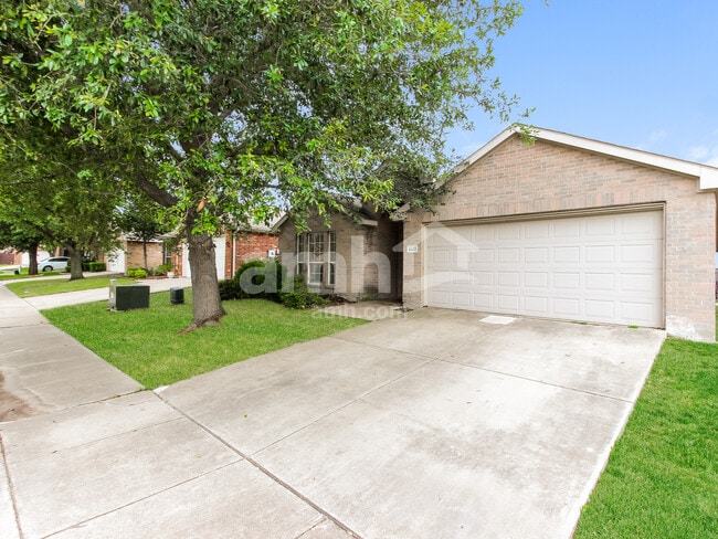 Building Photo - 4023 Collin Ct