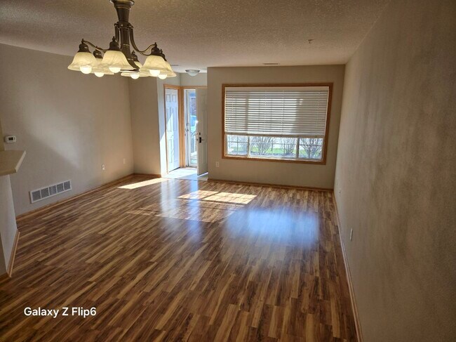 Building Photo - 8610 Ep True Pky