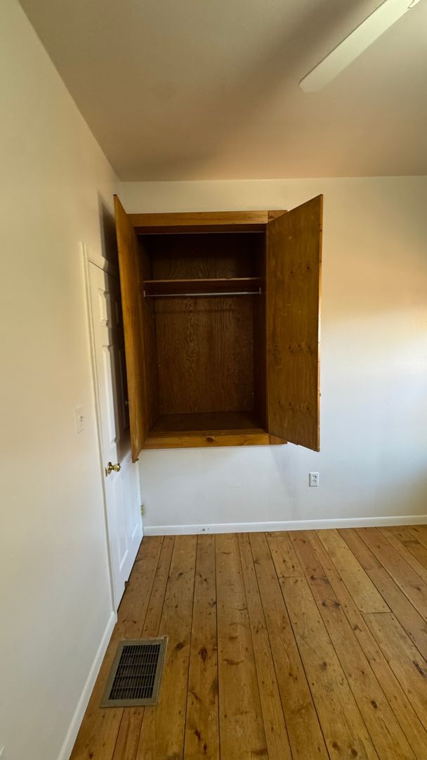 Building Photo - Cute Bungalow - 2Bed 1Bath - Duplex in Downtown Grand Junction!!!
