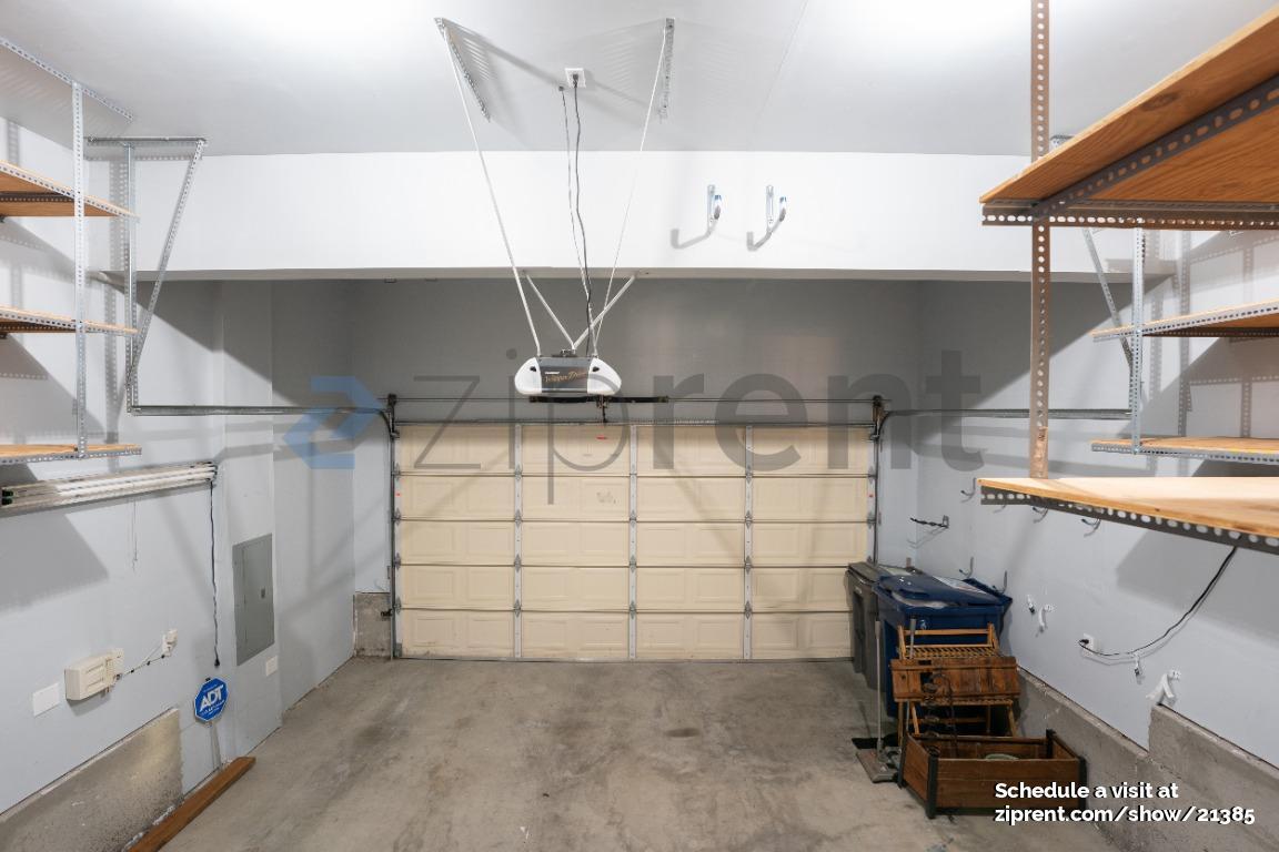 Building Photo - 19505 25th Dr SE