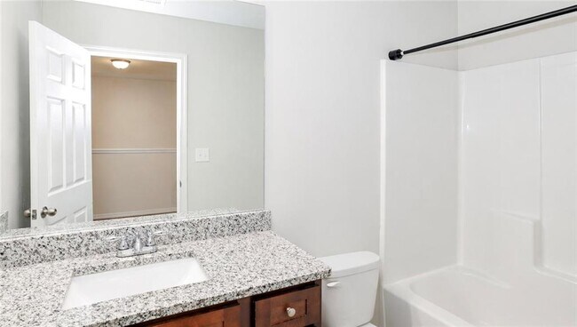 Building Photo - 1545 Iris Walk