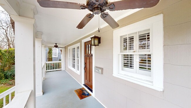 Building Photo - 1919 Nassau Blvd