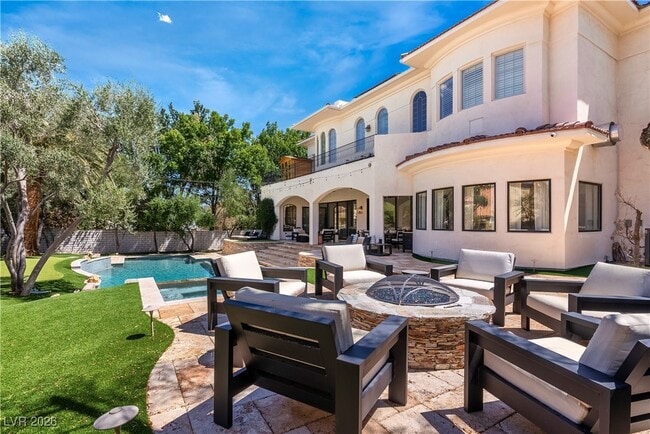 Building Photo - 190 Inveraray Ct