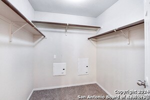 Building Photo - 5815 Golf Bend