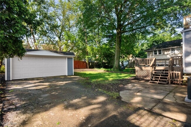 Building Photo - 3154 Yorkshire Rd