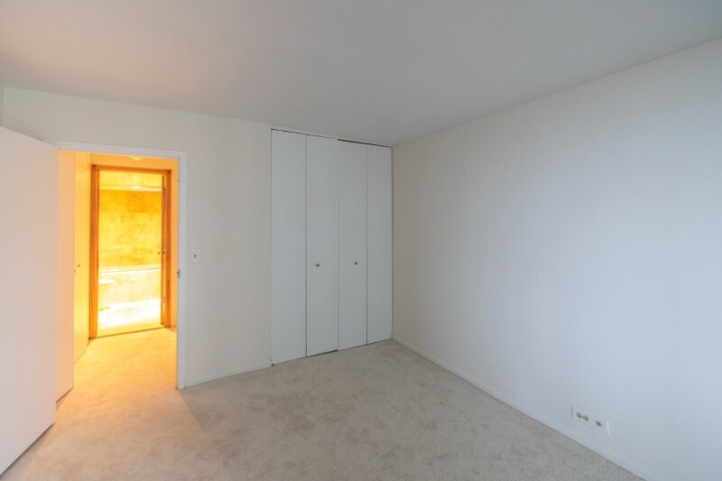 Building Photo - 155 N Harbor Dr