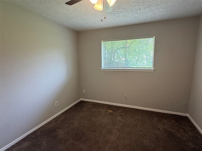 Building Photo - 22722 Briarcreek Blvd