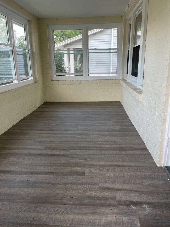 Building Photo - 2289 McKinley Ave