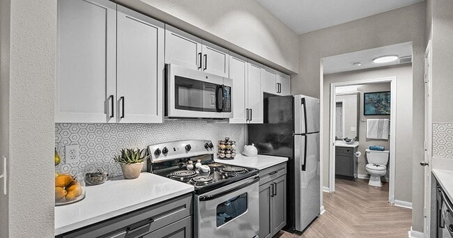 Building Photo - The Palms at Clear Lake Apartments